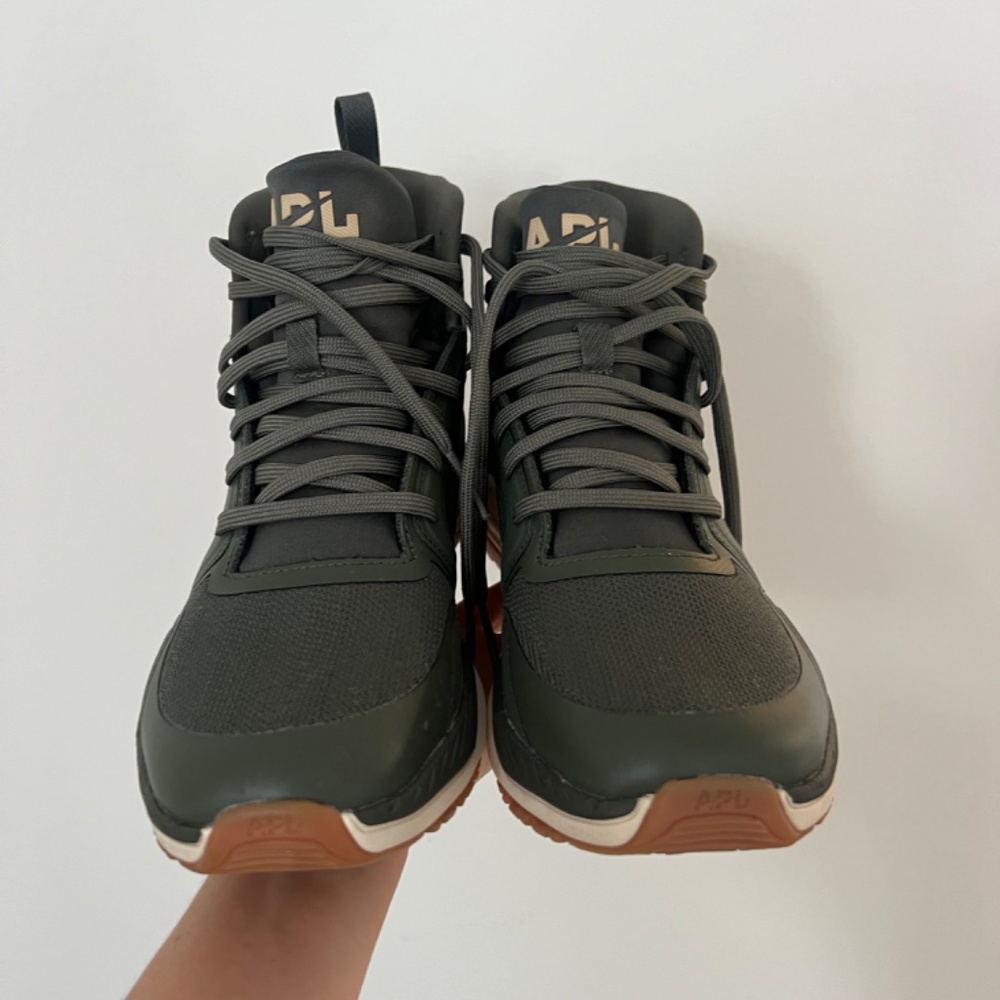 APL Women's TechLoom Defender - Picture 2 of 3